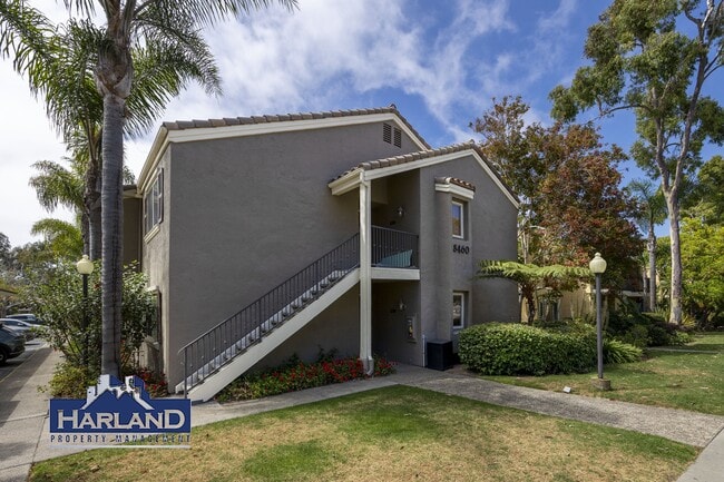 property at 8460 Via Mallorca
