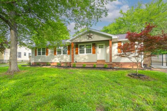 property at 1143 Bayview Dr