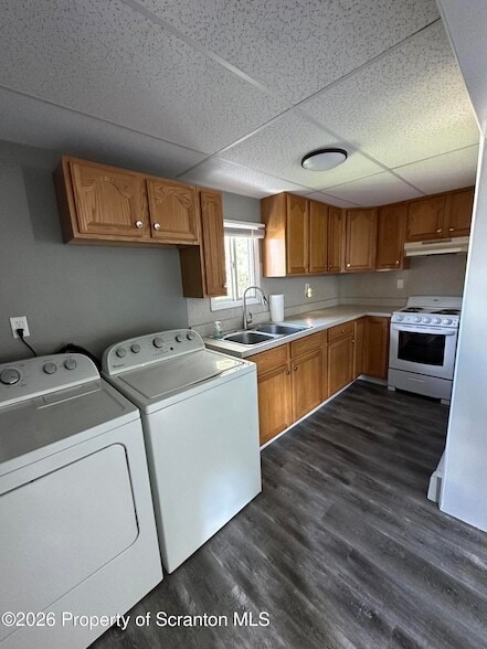 148 Monroe St, Unit Floor 2 in Archbald, PA - Building Photo - Building Photo