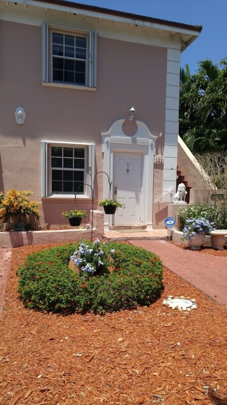 123 Salamanca Ave-Unit -3 in Coral Gables, FL - Building Photo - Building Photo