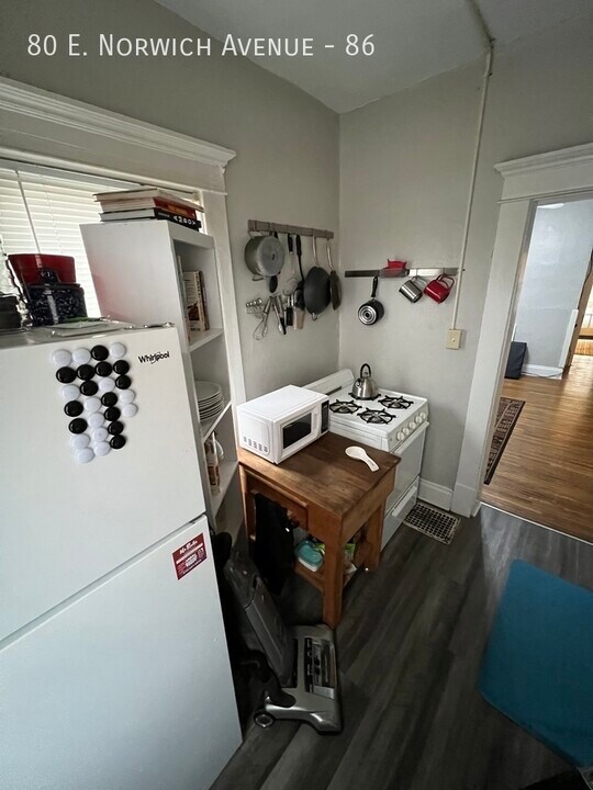 80 E Norwich Ave, Unit 86 in Columbus, OH - Building Photo