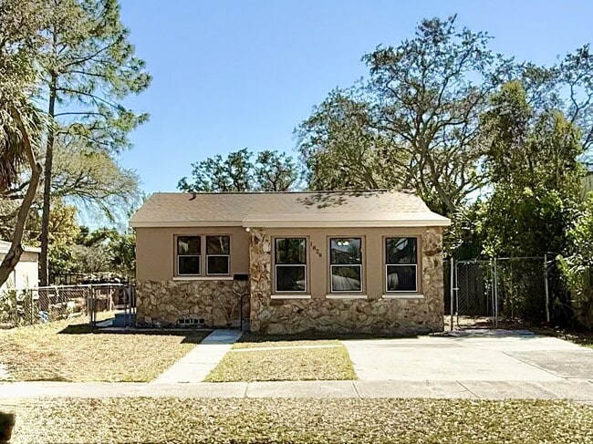 property at 1828 20th Ave S