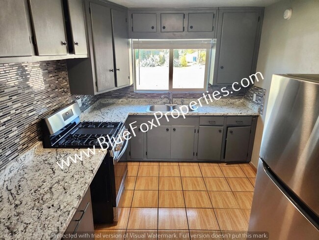 5952 E 25th St in Tucson, AZ - Foto de edificio - Building Photo