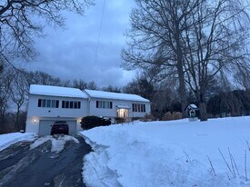 47 Waterman St in Killingly, CT - Building Photo