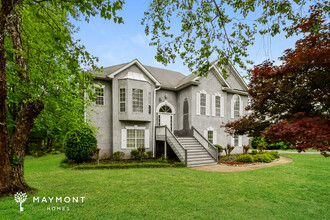 85 Southfield Dr in Newnan, GA - Foto de edificio - Building Photo