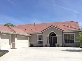 10640 Sterling Ridge Way in Reno, NV - Building Photo