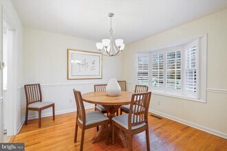 1605 Dunterry Pl in McLean, VA - Building Photo - Building Photo