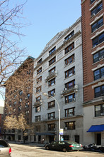 113 W 71st St in New York, NY - Building Photo - Building Photo