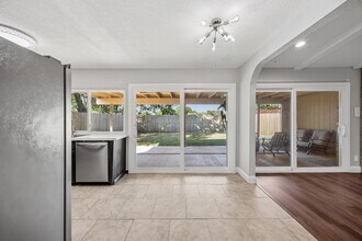 1807 Highmeadow Cove in Carrollton, TX - Building Photo - Building Photo