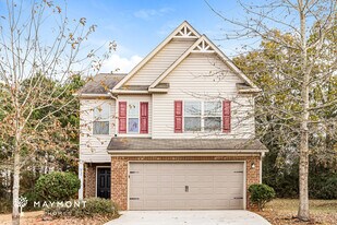 935 Justice Dr in Locust Grove, GA - Building Photo