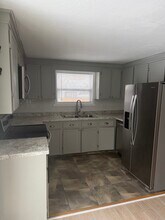 567 Thacher St, Unit 567 Thacher street FL1 in Attleboro, MA - Building Photo - Building Photo