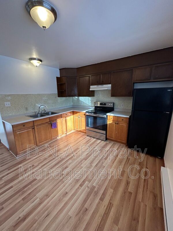 110 Gannet Dr in Henryville, PA - Foto de edificio - Building Photo