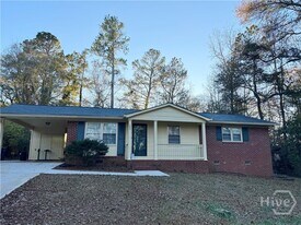 105 Cedar Dr in Watkinsville, GA - Building Photo