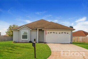 6830 Shoreline Ln in Jacksonville, FL - Building Photo