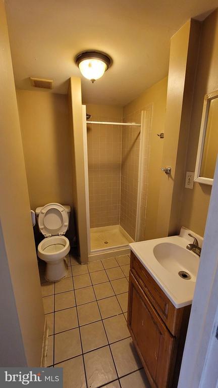 property at 410 N 6th St