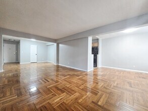 525-527 Riverdale Avenue in Yonkers, NY - Building Photo - Building Photo