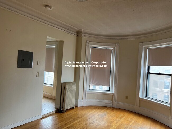 313 Huntington Ave, Unit 5A in Boston, MA - Building Photo - Building Photo