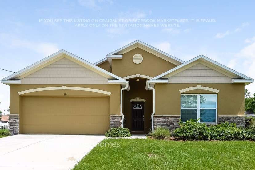 5186 Deltona Blvd in Spring Hill, FL - Building Photo