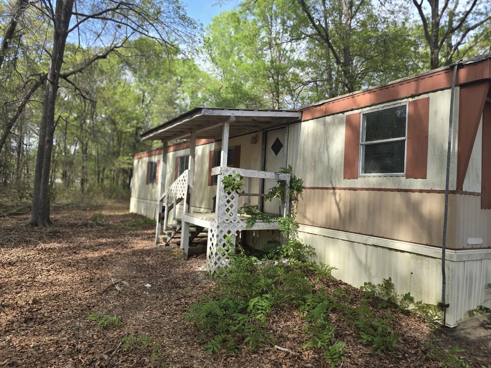 43 Pathfinder Trail in Camden, SC - Building Photo