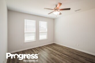 9132 Golden Hollow Ln in Fort Worth, TX - Building Photo - Building Photo