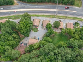 Chester Masionette Apartments in North Chesterfield, VA - Building Photo - Building Photo