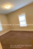 6465 SW Capitol Hwy in Portland, OR - Building Photo