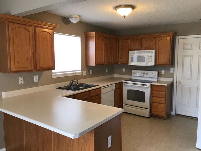 15435 Dry Creek Rd in Noblesville, IN - Building Photo - Building Photo