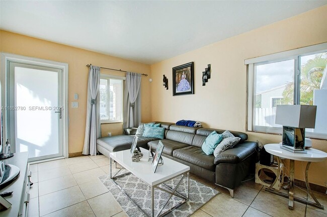 property at 1721 SW 75th Avenue Rd