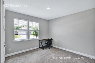 423 Goldenrod Dr in St. Augustine, FL - Foto de edificio - Building Photo