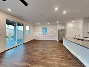 10430 Bee Balm St in Las Vegas, NV - Building Photo - Building Photo