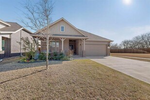 625 Hogan Dr in Denton, TX - Building Photo