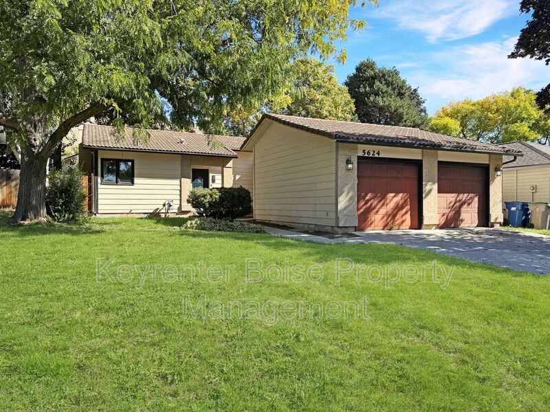 5624 Drawbridge Dr in Boise, ID - Foto de edificio