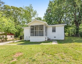 322 Hillcrest St in Concord, GA - Building Photo - Building Photo