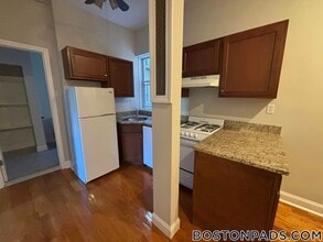 1189 Commonwealth Ave in Boston, MA - Building Photo - Building Photo