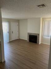 16748 Hoskins Lane in Huntington Beach, CA - Building Photo - Building Photo