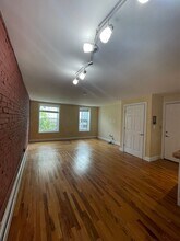 323 E Water St-Unit -323-02 in Syracuse, NY - Foto de edificio - Building Photo