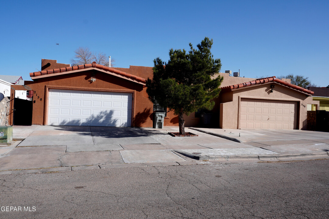 2150 King James Pl in El Paso, TX - Building Photo