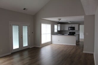 10945 Symington Cir in Louisville, KY - Building Photo - Building Photo