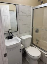 22641 Albion Ave in Farmington Hills, MI - Building Photo - Building Photo