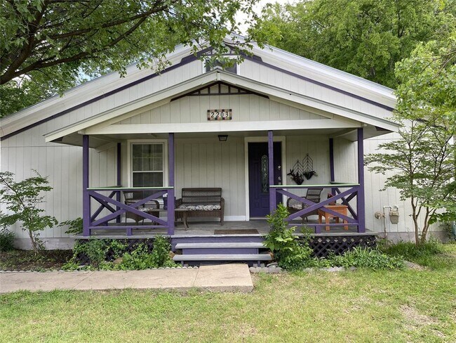 property at 2203 Dixie Ln