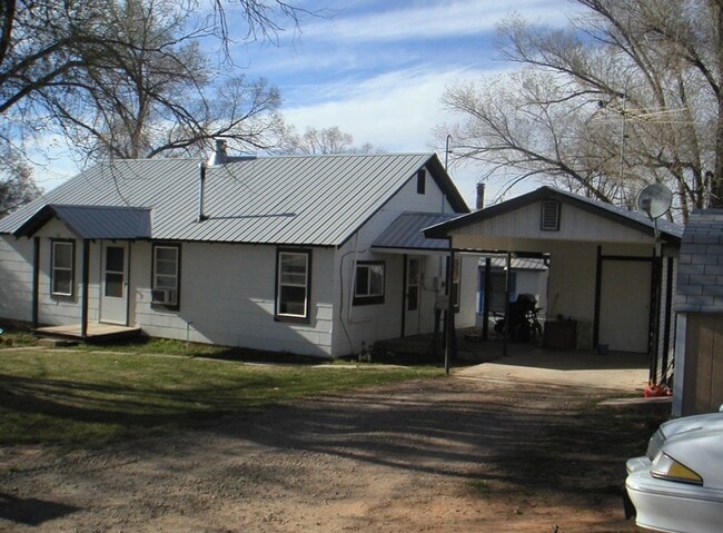 property at 20 W Arbecam Ave