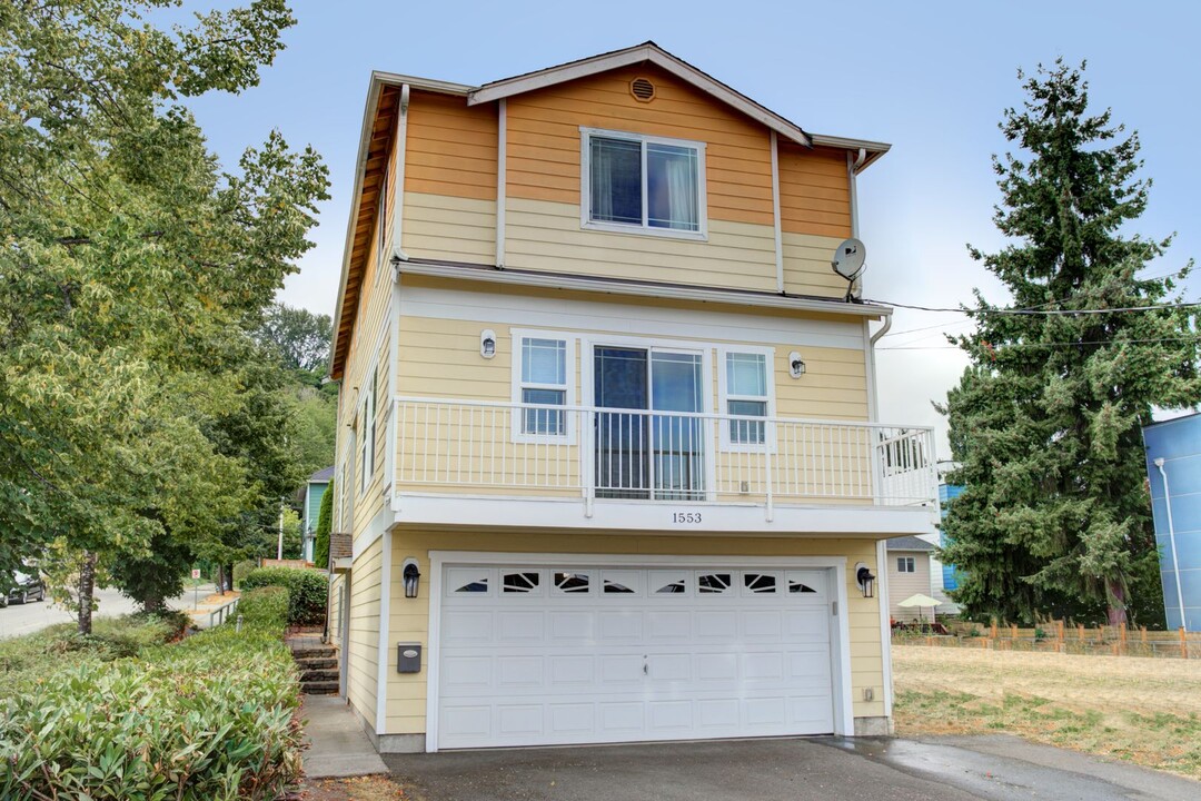 1553 18th Ave S in Seattle, WA - Foto de edificio
