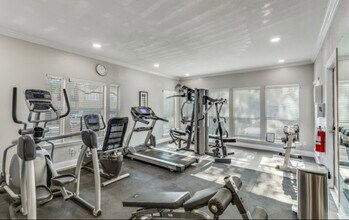 6804 N Capital of Texas Hwy, Unit 513 in Austin, TX - Foto de edificio - Building Photo