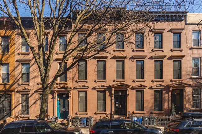 113 Saint Marks in Brooklyn, NY - Building Photo - Building Photo