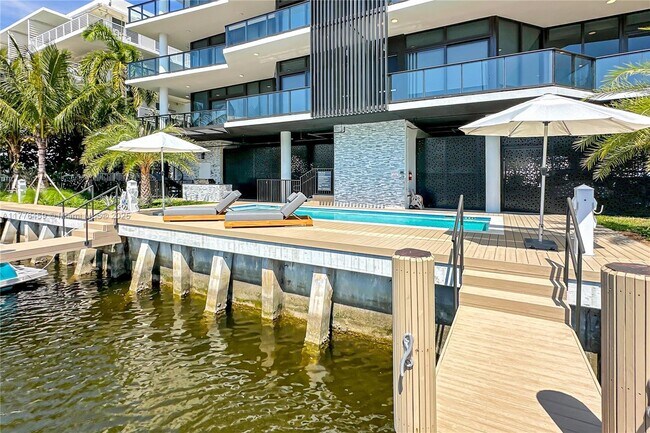 141 Isle of Venice Dr in Fort Lauderdale, FL - Building Photo - Building Photo