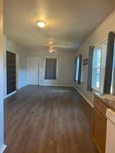 1405 S Springfield St in Stillwater, OK - Building Photo - Building Photo