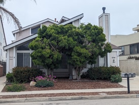 1046 Canal St in Oxnard, CA - Building Photo