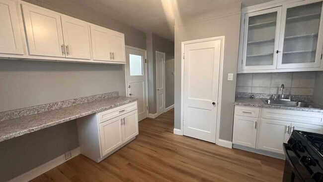 5042-5044-5044 Pernod Ave in St. Louis, MO - Foto de edificio - Building Photo