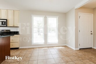 303 Longstreet St in Summerville, SC - Foto de edificio - Building Photo