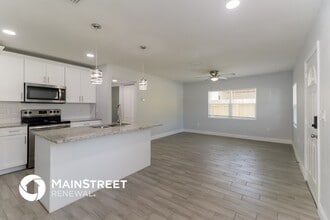 10911 N 20th St in Tampa, FL - Building Photo - Building Photo